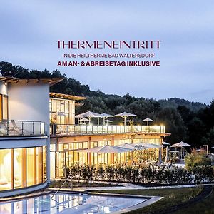 Quellenhotel Heiltherme Bad Waltersdorf - 2-Thermenresort